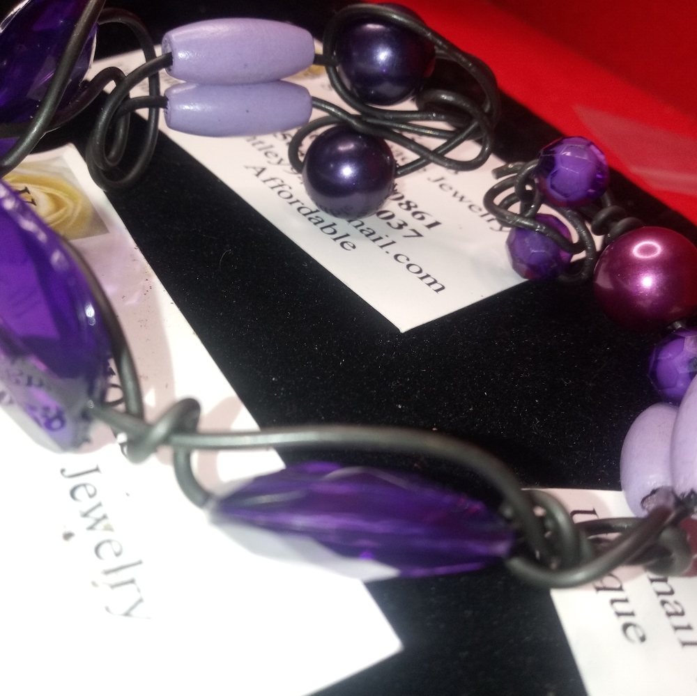 Jewelry - Picture 6 of 8